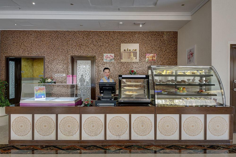 Ewan Ajman Suites Hotel Exterior foto